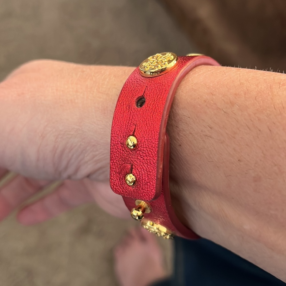 Rustic Cuff - Picture 2 of 3